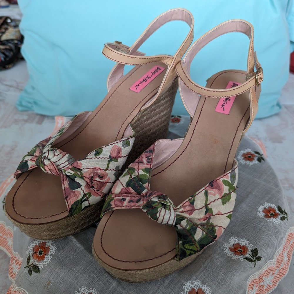 Betsey Johnson Floral Platform Espadrilles Size 10 - Picture 5 of 8